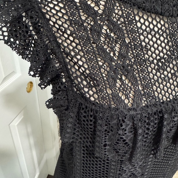 Neiman Marcus Black Ruffled  Blouse - Picture 2 of 6